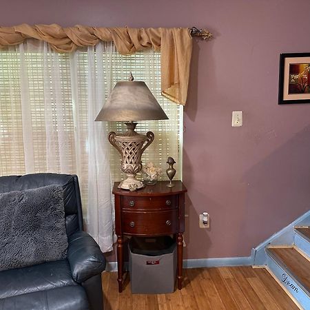 Colorful 3 Bedrooms Twin Home Near Center Filadelfia Exterior foto